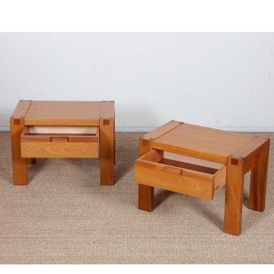 Image 1 of Par de mesitas de noche de olmo macizo producidas por Monopoly, 1980