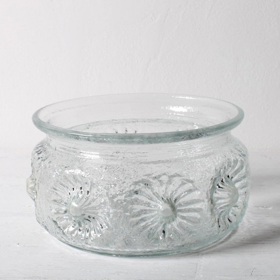 Image 1 of Schale aus Pressglas aus der Mitte des 20. Jahrhunderts: Kvety-Blumenmuster von Pavel Panek / 1973
