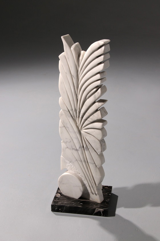 Image 1 of Capolavoro in marmo di Carrara del 1977 di Armando Rosato