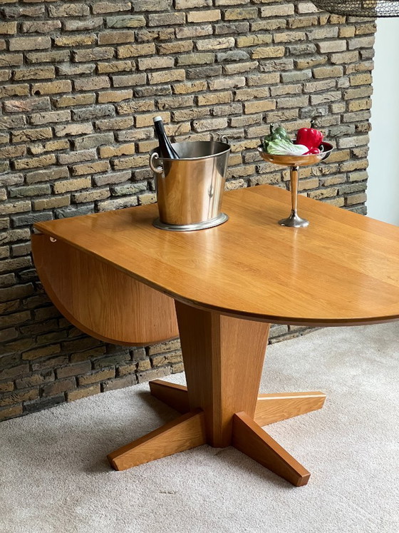 Image 1 of Danish oak dining table - Vintage Scandinavian design - drop-leaf