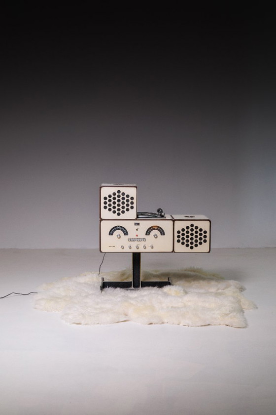 Image 1 of Radiofonograaf Brionvega RR 126 Audio