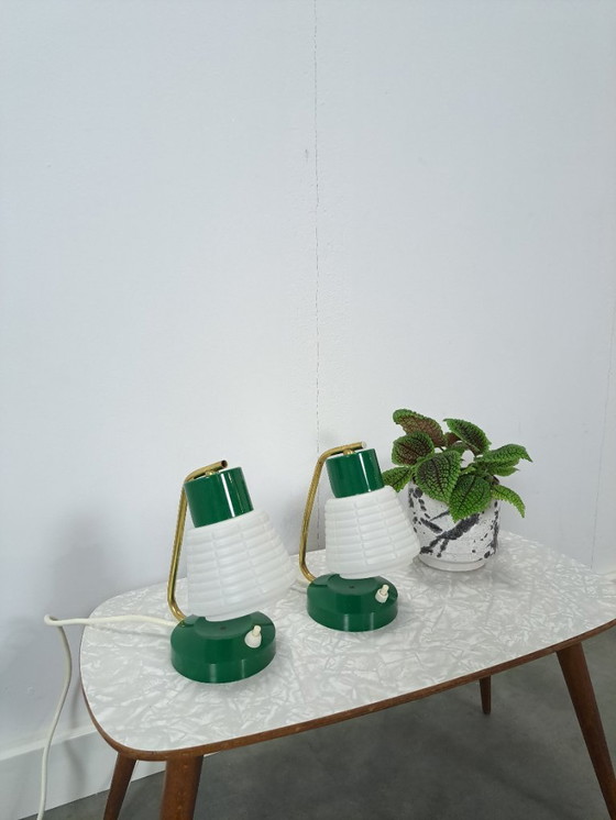 Image 1 of Mid Century set of 2 groene kunststof lamp, nachtlamp, tafellamp
