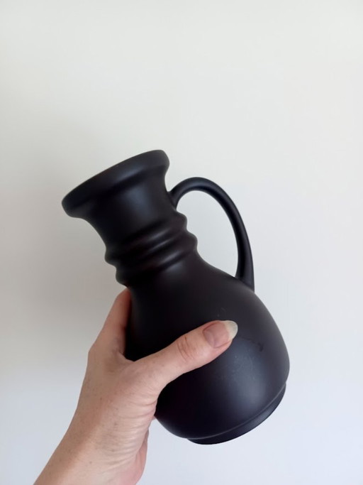 Flora Gouda Studio Vase en Céramique – Marron Chocolat Mat – Mid-Century Modern
