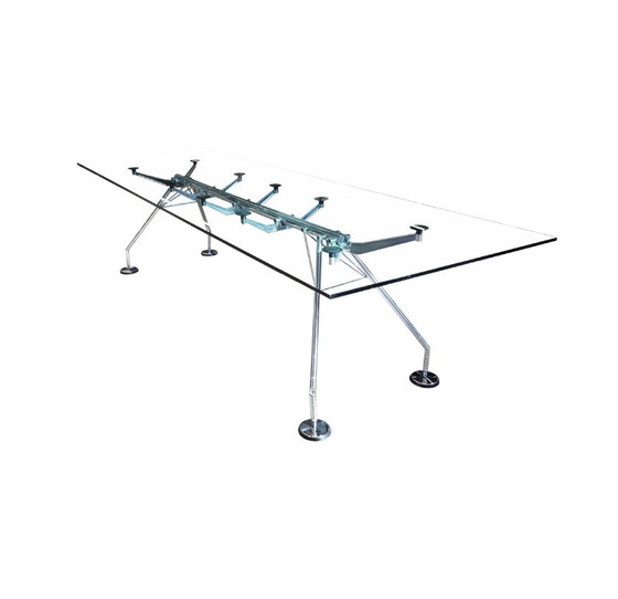 Tecno Nomos conference table – Glass, Metal (photo 3 of 5)