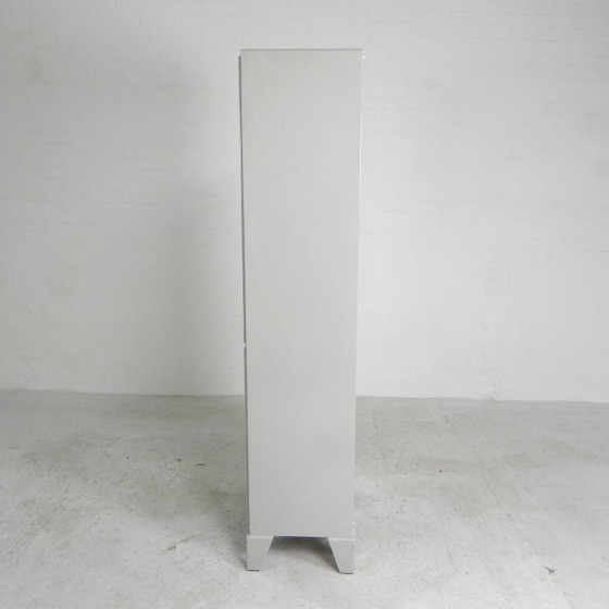 Image 1 of Armadietto medico in acciaio, Oostwoud, anni '60