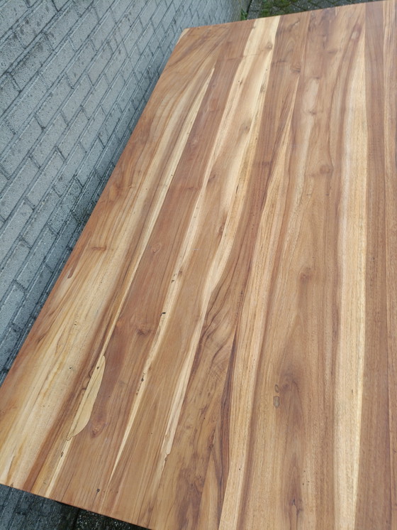 Image 1 of Beautiful dining table