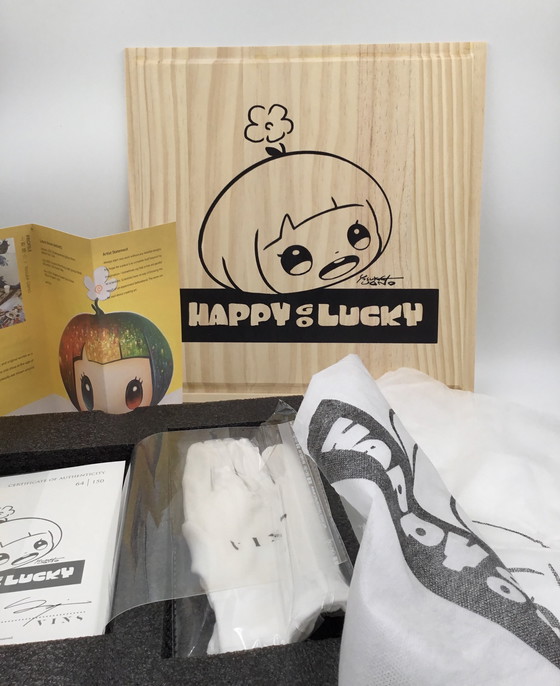 Image 1 of Vase/Objet design : Happy Go Lucky - Yosuke Ueno - Édition limitée : 64/150 - 2021.