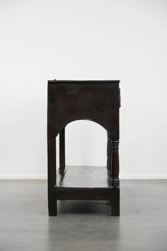 Image 1 of Antieke 18e eeuwse Engelse side table/dresser gemaakt van eikenhout 