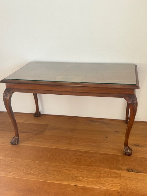 Image 1 of Table Chippendale