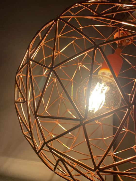 Op maat gemaakte grijze houten vloerlamp met koperkleurige kop – Vloerlampen, Metal, Rubber (photo 5 of 20)