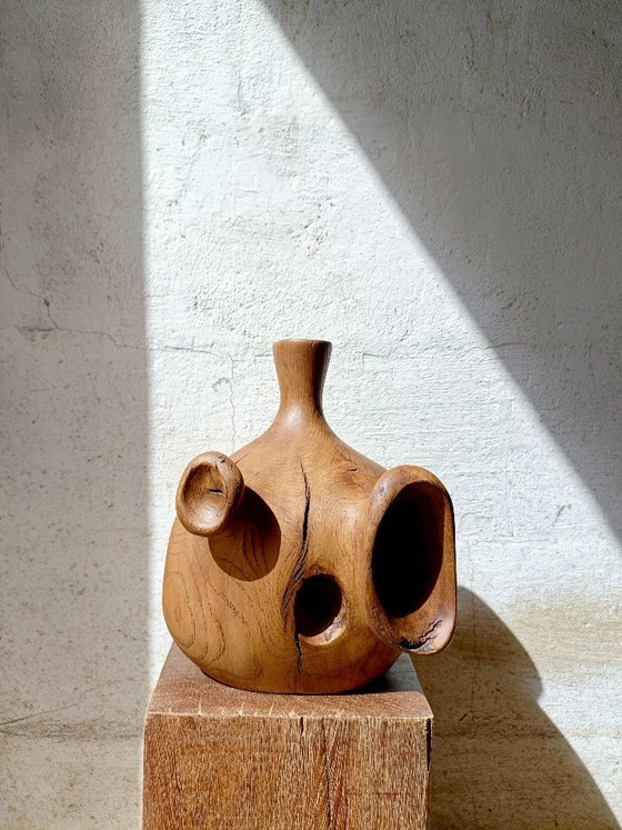 Large Vase / Sculpture in Solid Carved Oak – Wood (photo 3 of 11)