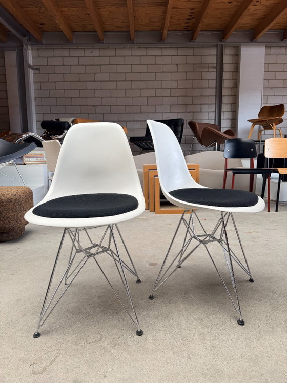 Image 1 of Vitra Eames DSR Stuhl