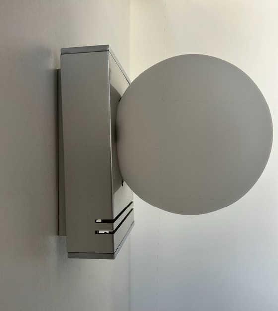 Image 1 of Lampada da parete vintage, cromo e opalina, Francia 1970