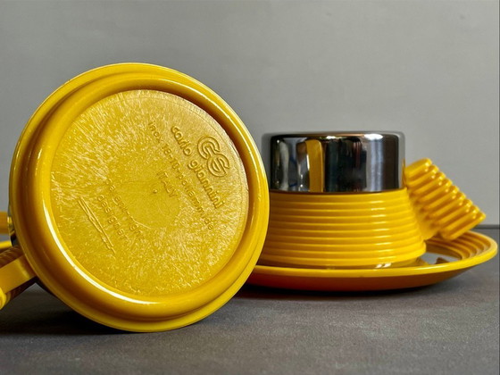 Image 1 of Service à café expresso Carlo Giannini des années 1970, modèle "Star Trek Enterprise". Acier inoxydable et polyamide jaune. Rare