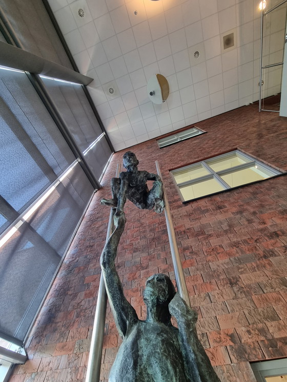 Image 1 of Sculpture monumentale unique en bronze de Hans Jouta