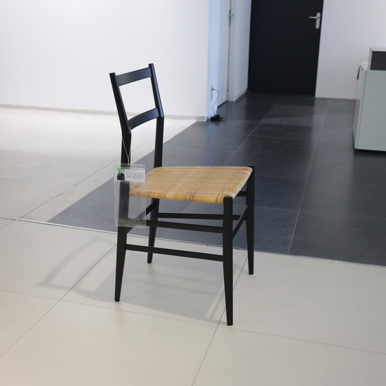 Image 1 of Sedia da pranzo Cassina Leggera