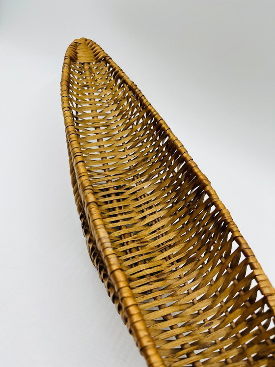 Image 1 of Vintage elongated basket in woven wicker