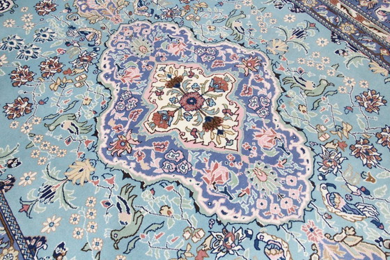 Image 1 of Hand-knotted Ushak rug 365 x 270 cm