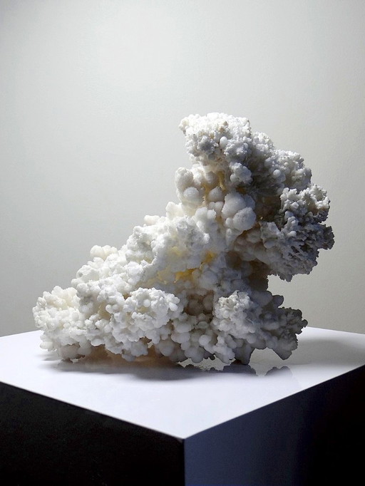 Collezione di minerali, esemplare antico di aragonite bianca dal Messico, +3,2 kg