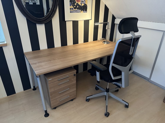 Image 1 of Scrivania + contenitore con ruote + sedia da ufficio Palmberg