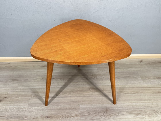 Image 1 of Table d'appoint vintage en bois des années 1950