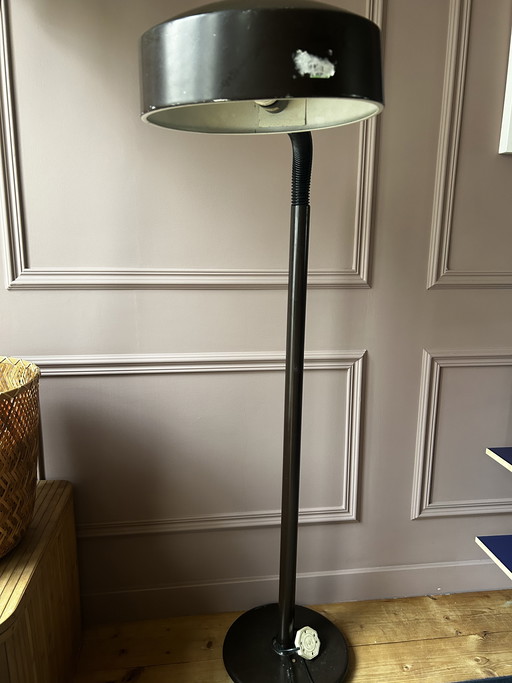 Vintage-Stehlampe im Stil der 70er Jahre