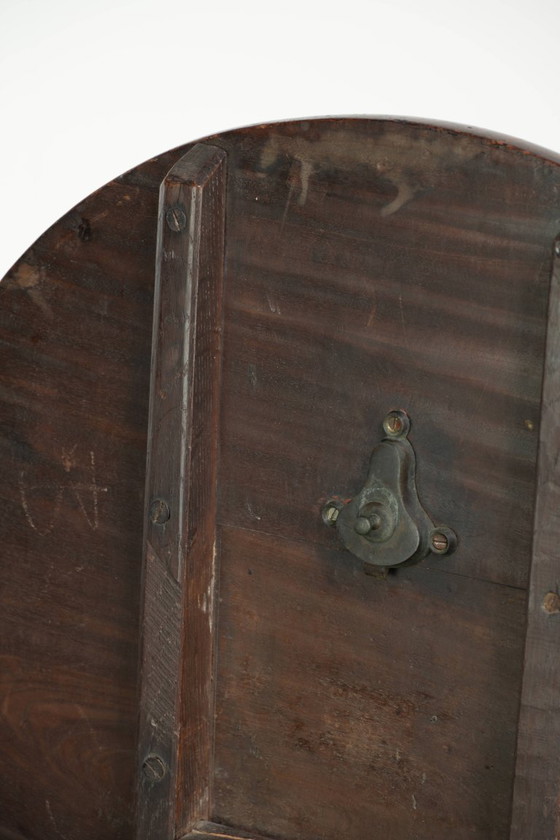 Luxurious antique 18th-century English tilttop/ side table with beautiful colors – Wood (photo 7 of 10)