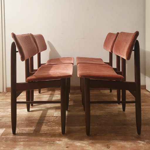 Hulmefa New Pekela Design Chairs