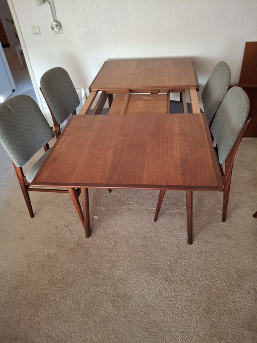 Vintafe Mid-century extendable dining table + 4 chairs | Scandinavian style