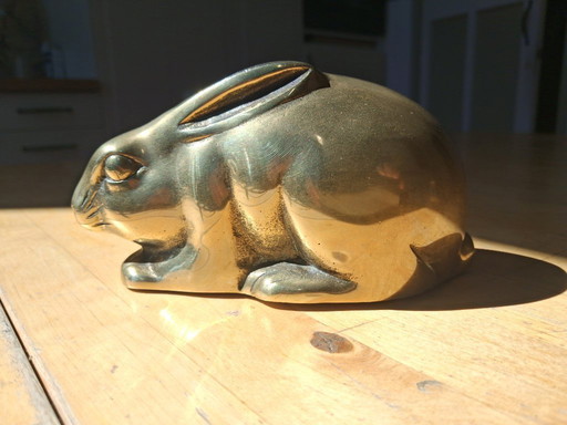 Vintage-Hase aus Messing im Hollywood-Regency-Stil.