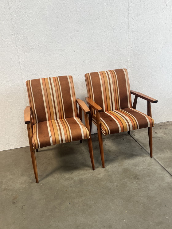 Image 1 of Deux fauteuils vintage en bois avec tissu rayé, 1970