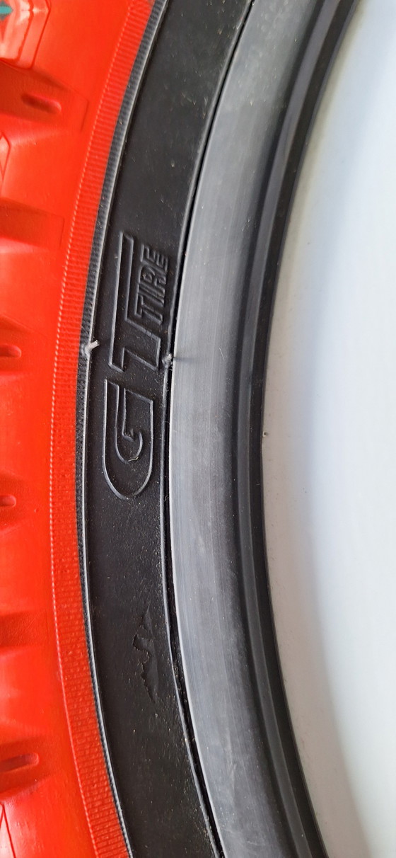 Image 1 of Vintage Jaren 90 IKEA Volda Fietsenband Spiegel