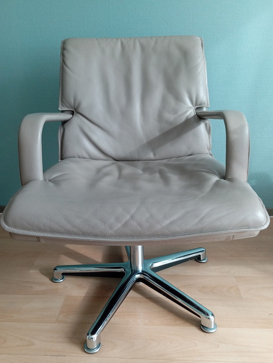 Image 1 of Ensemble de 4 fauteuils pivotants Walter Knoll – cuir – 2009