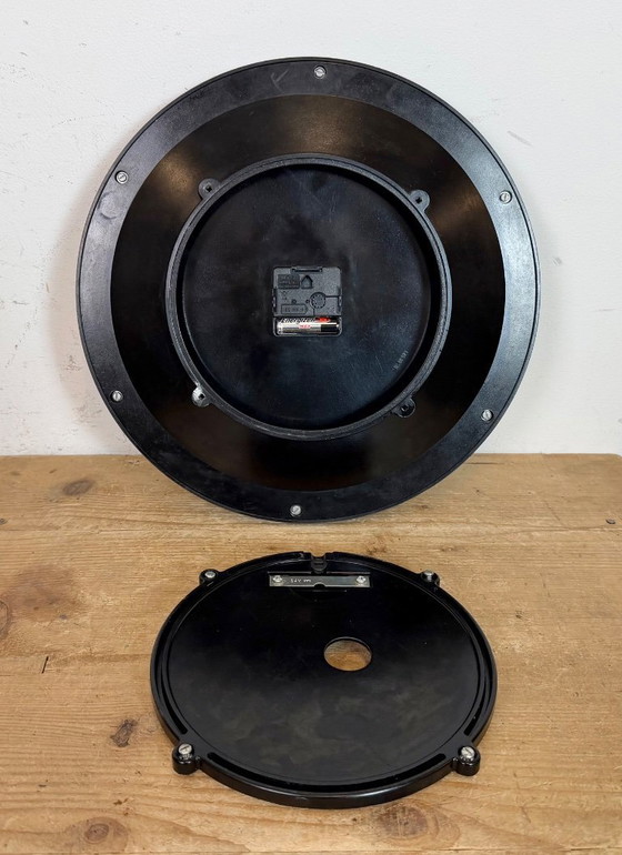 Image 1 of Orologio da parete industriale in bachelite di Elektročas, anni '90.