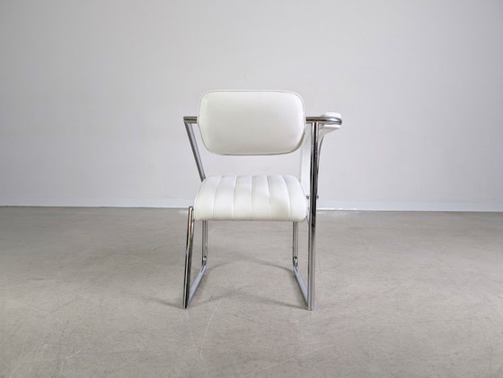 Image 1 of Eileen Grijze non-conformistische stoel, wit, Vereinigte Werkstätten München