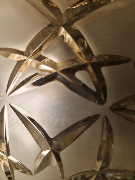 Image 1 of Een paar hoogwaardige vintage wand-/plafondlampen van loodkristal met stervormige slijping.