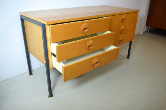 Image 1 of Buffet style années 50 par Hellerau, commode vintage