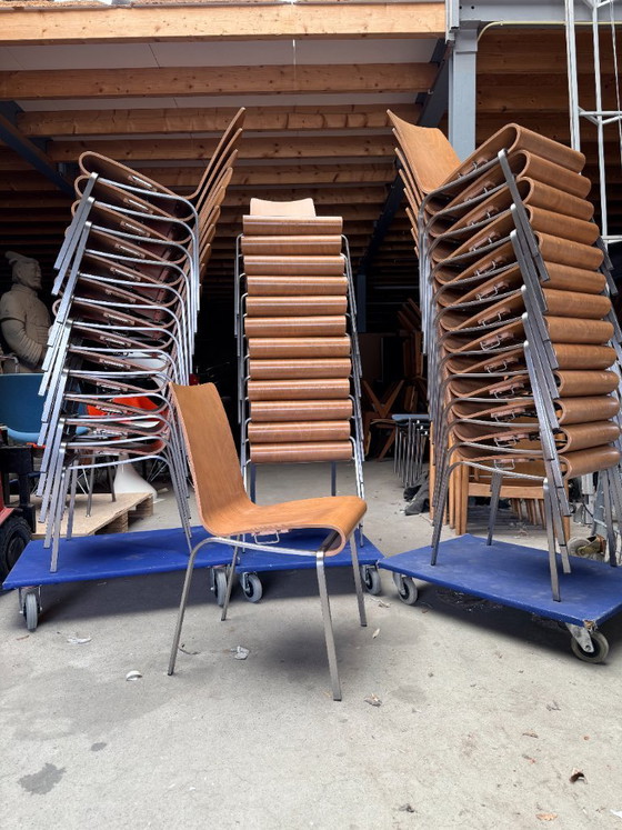 Image 1 of Plank stapelstoelen (39)