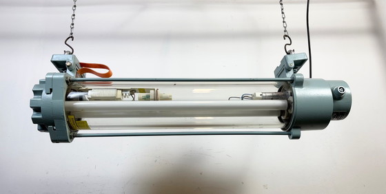 Image 1 of Lampada fluorescente industriale della Germania dell'Est di Leuchtenbau Wittenberg, anni '80