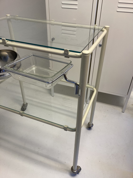 Image 1 of Dokterstafel jaren 50-60