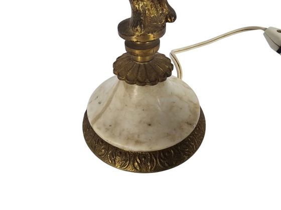Image 1 of Lampe de table style Art nouveau - dorée - Cupidon - marbre - troisième quart du XXe siècle
