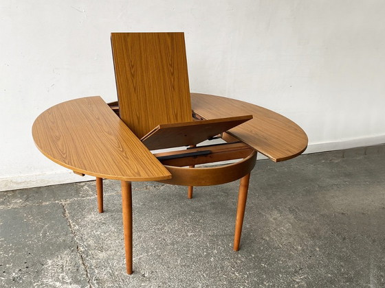 Image 1 of Mid-Century Modern eettafel en stoelenset uit de jaren 60 van Schreiber Furniture