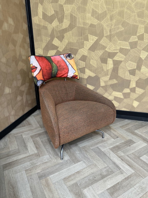 Leolux Solymi armchair