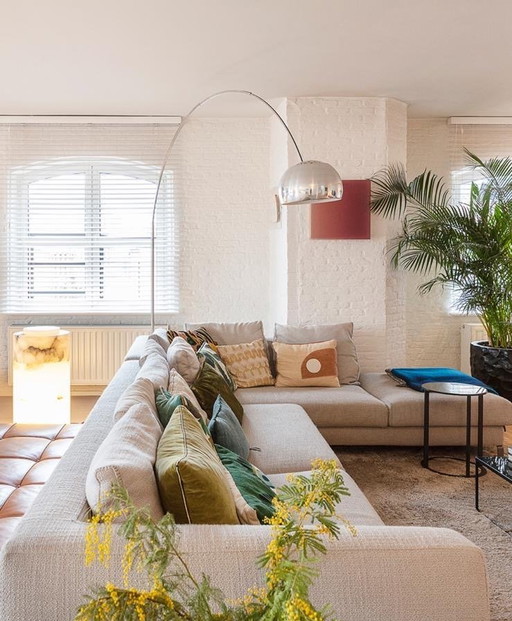 Exclusive B&B Italia Ray Sofa – Design classic in very good condition