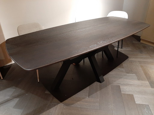 Oval Danish tablet 220x100cm