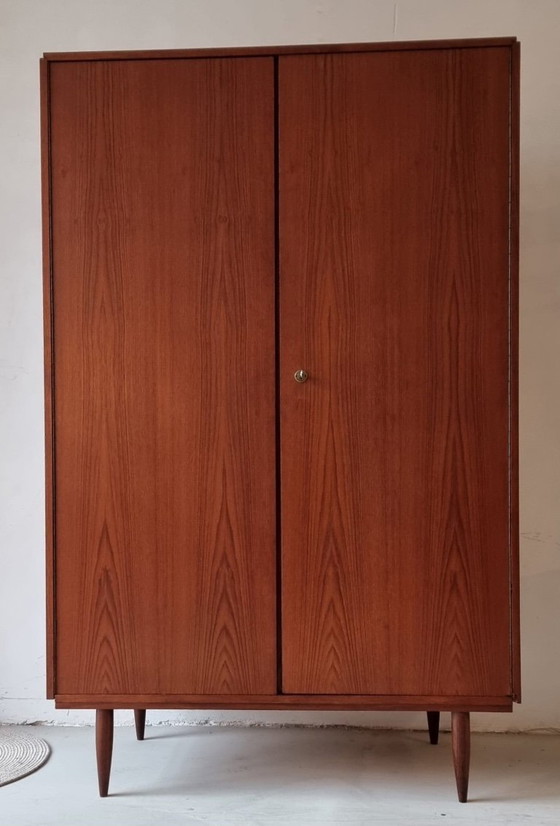 Image 1 of Garderobe aus der Mitte des Jahrhunderts