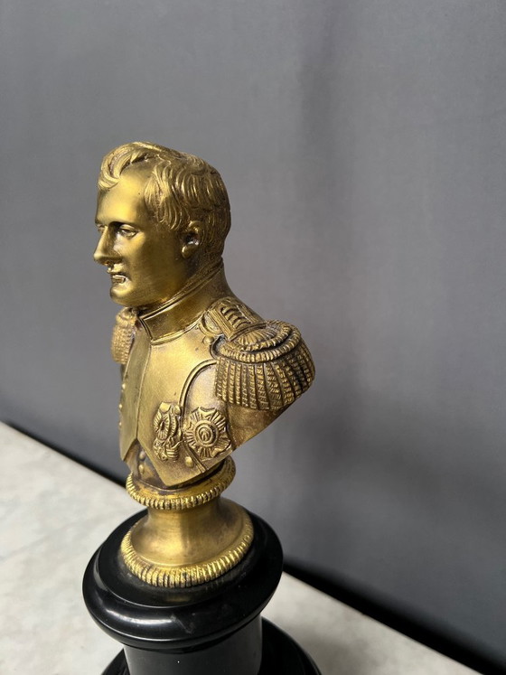 Busto di Napoleone Bonaparte, bronzo massiccio dorato, base in marmo., Sculture, Vintage (foto 4 di 5)