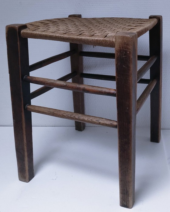Sgabello vintage in legno con intreccio vegetale – Sgabelli (photo 11 of 12)
