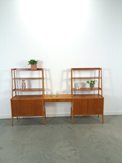 Armario doble de chapa de teca con escritorio de Suecia