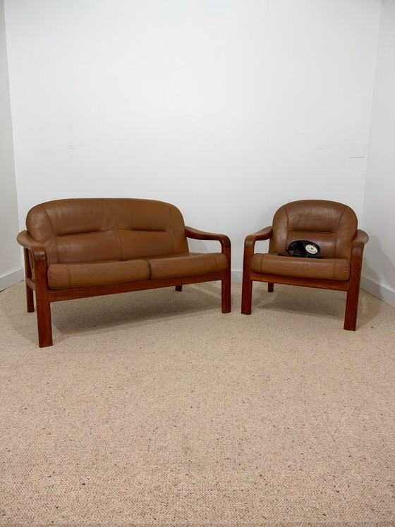 Vintage living room set – 2 seaters & cognac leather armchair (photo 2 of 12)